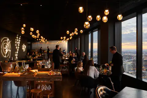 Vue de Monde