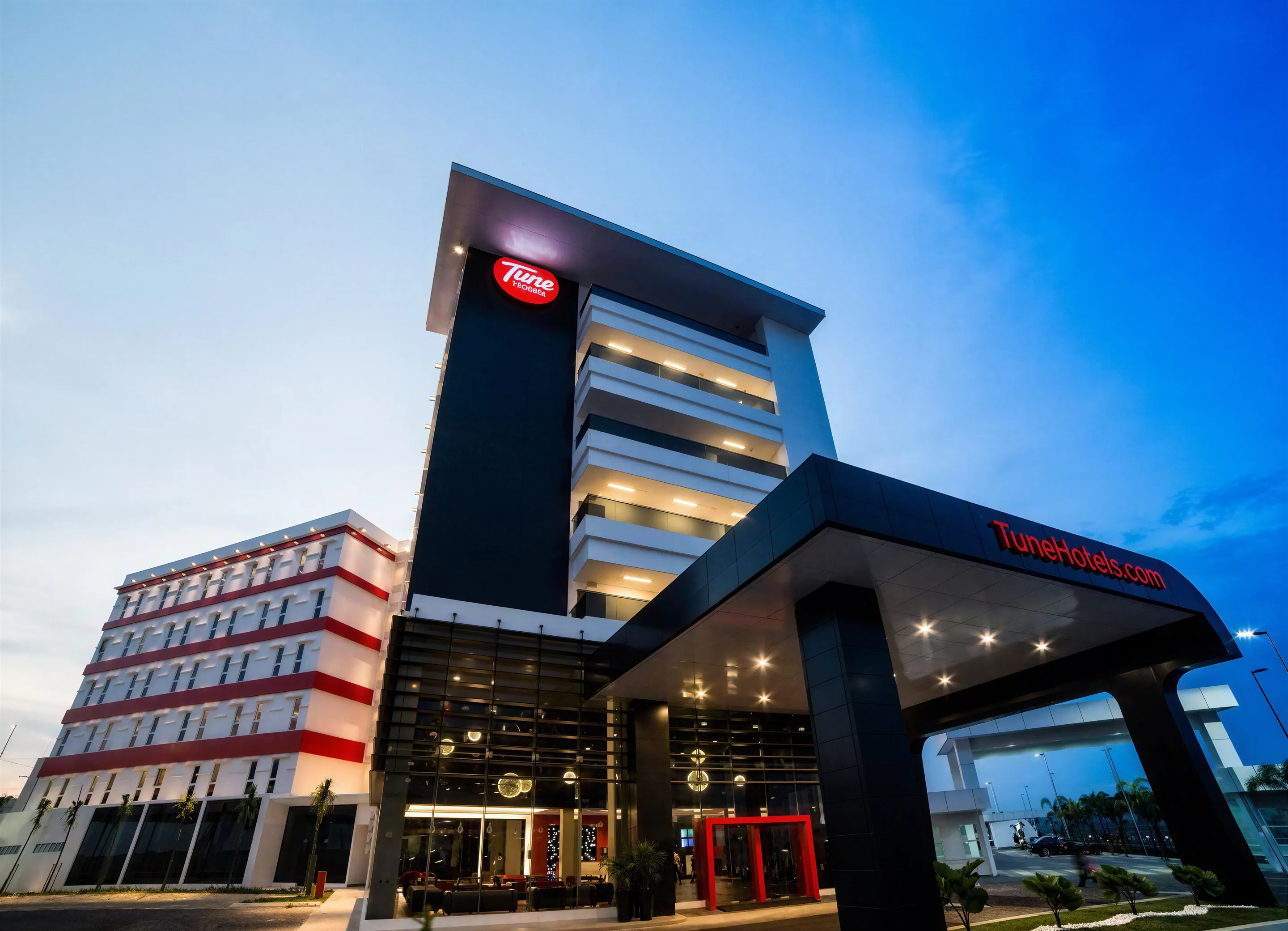Tune Hotel KLIA–KLIA2