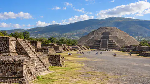 Teotihuacán · Gate 2 archaeological visit