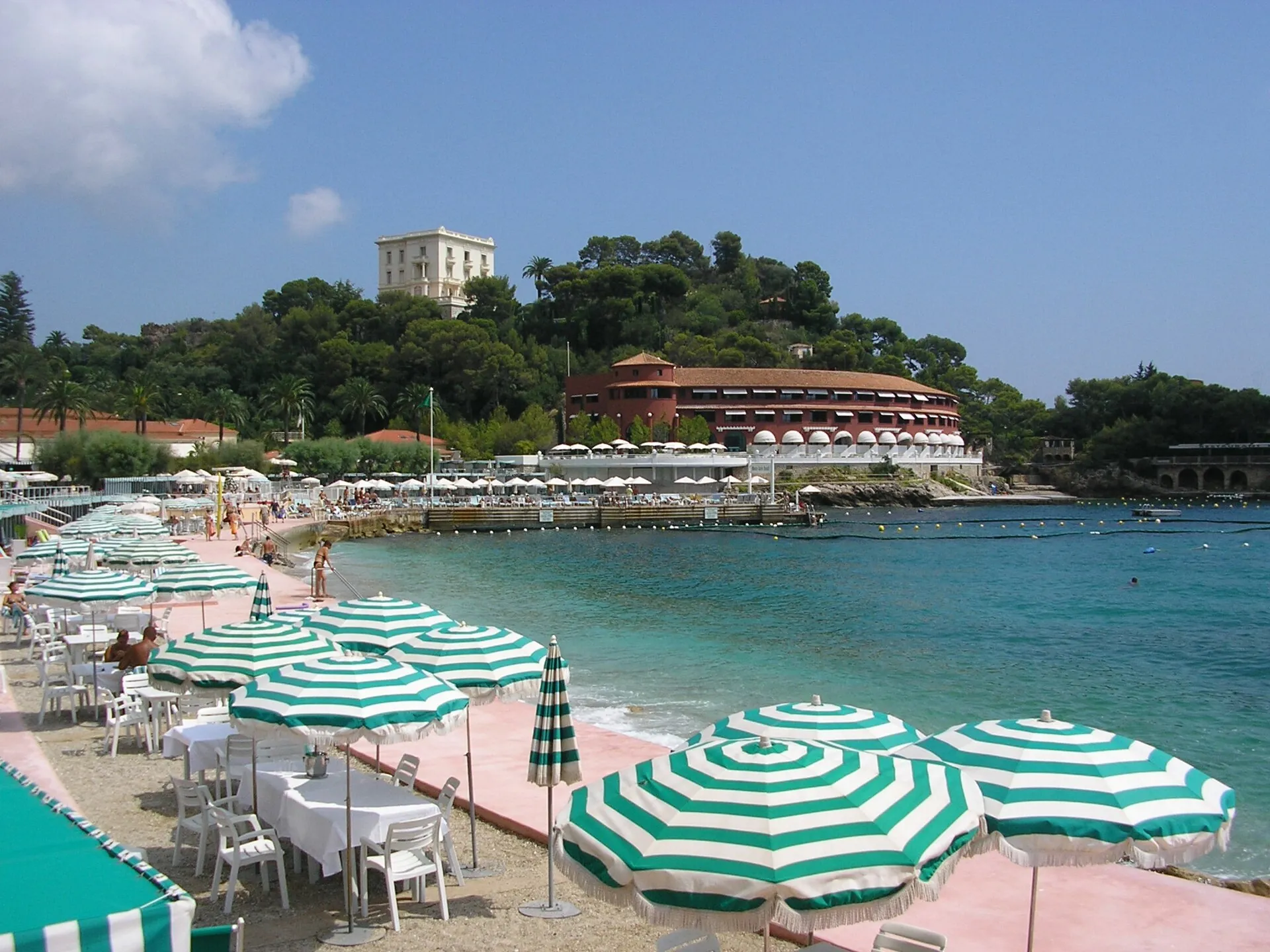 Monte-Carlo Beach Hotel