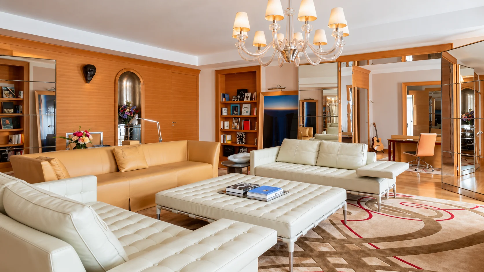 Suite living room