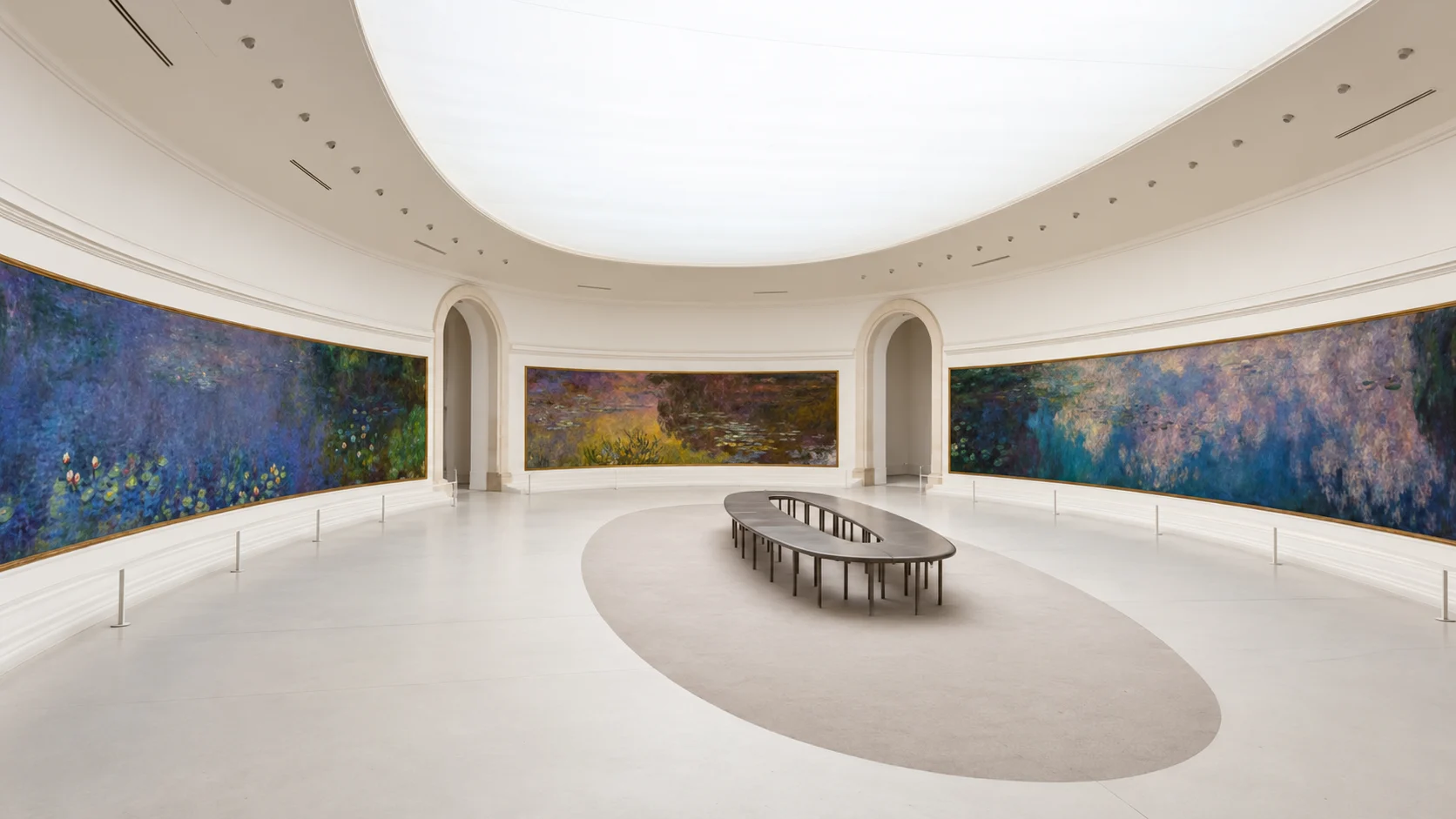 Water Lilies gallery seating