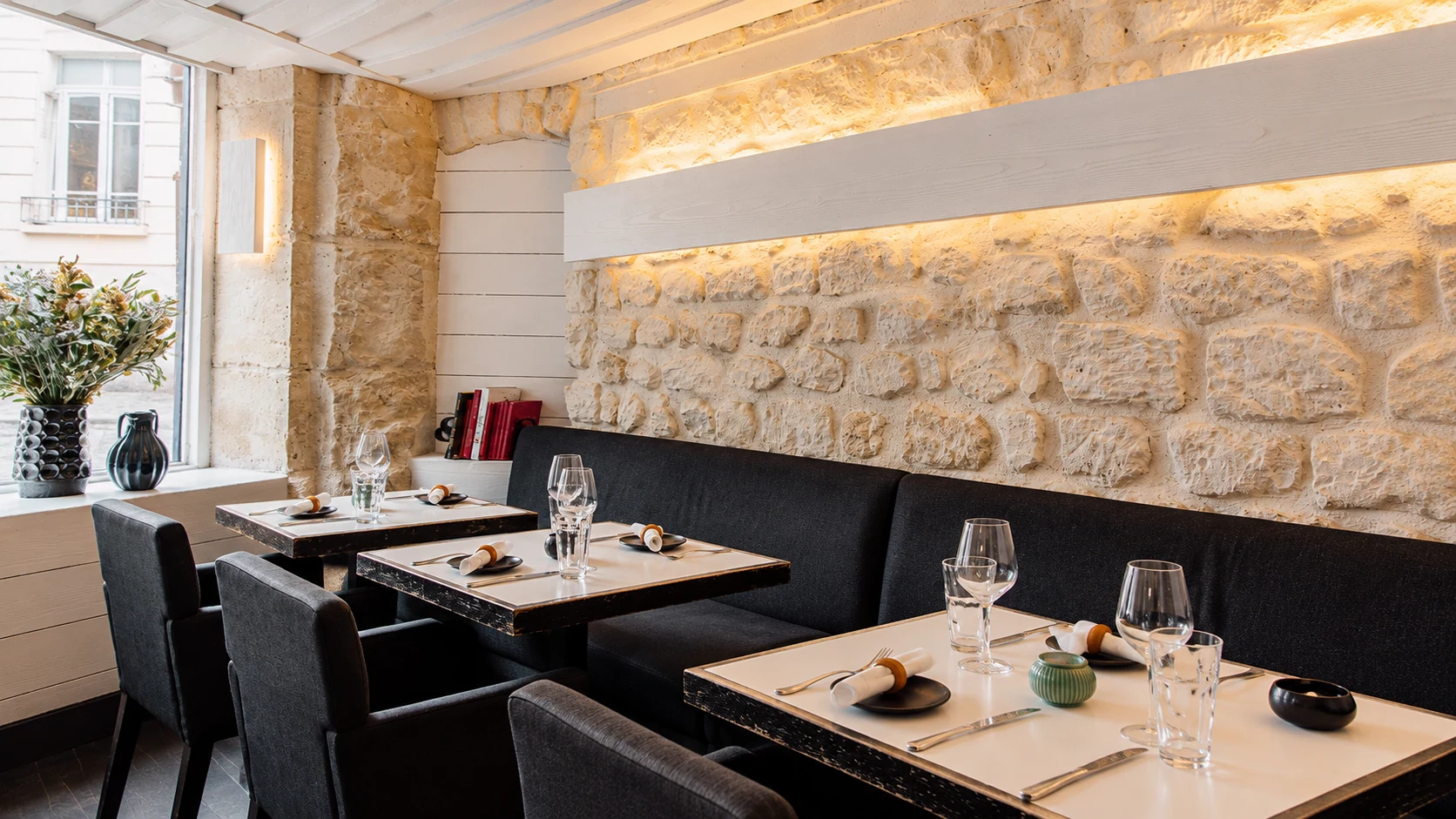 Rue Lepic dining room
