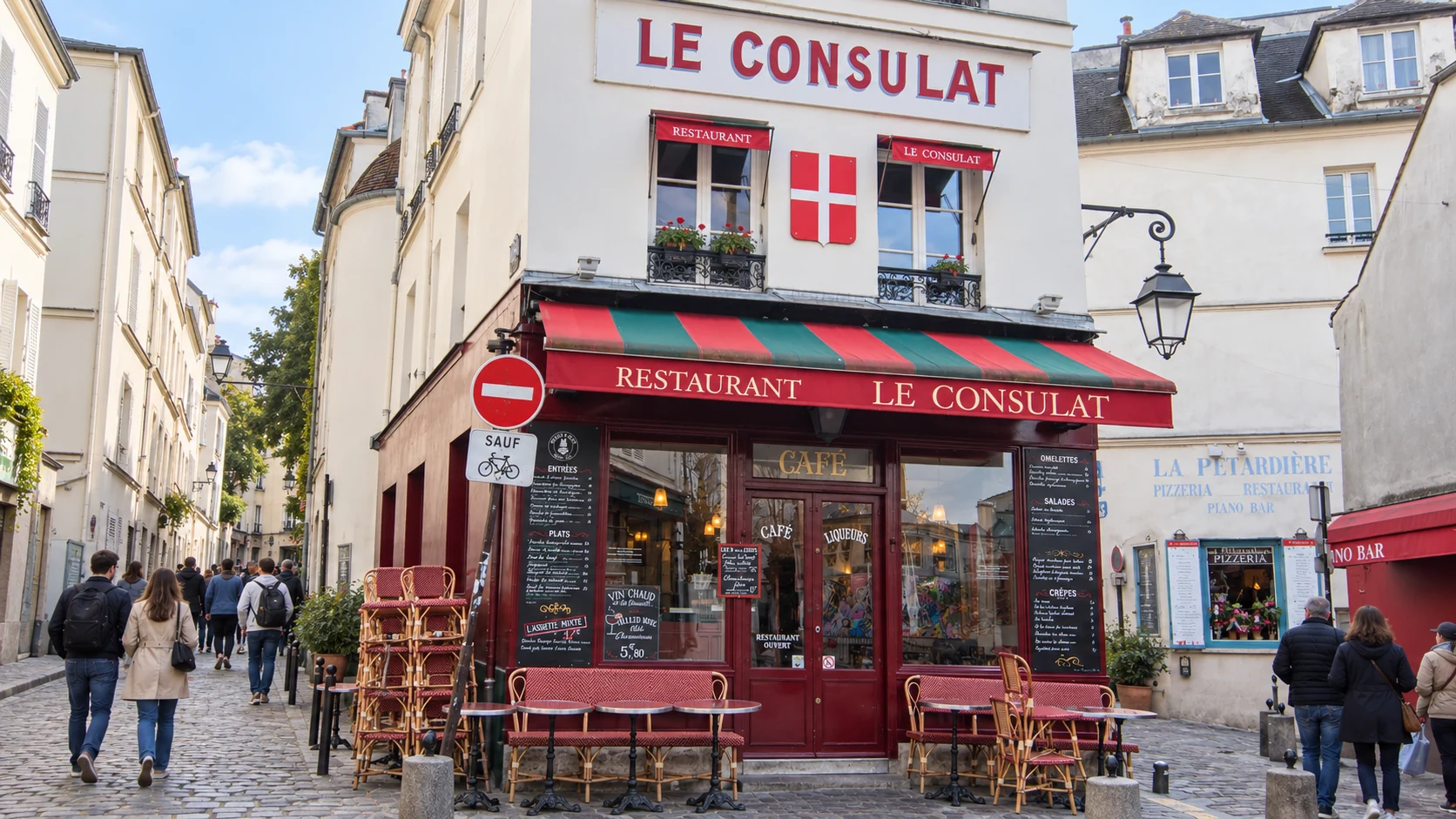 Rue Norvins approach