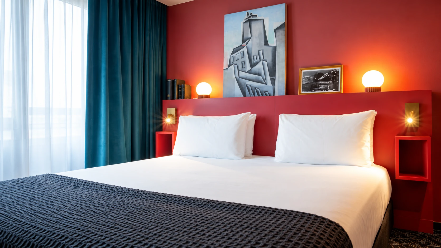 Guest room