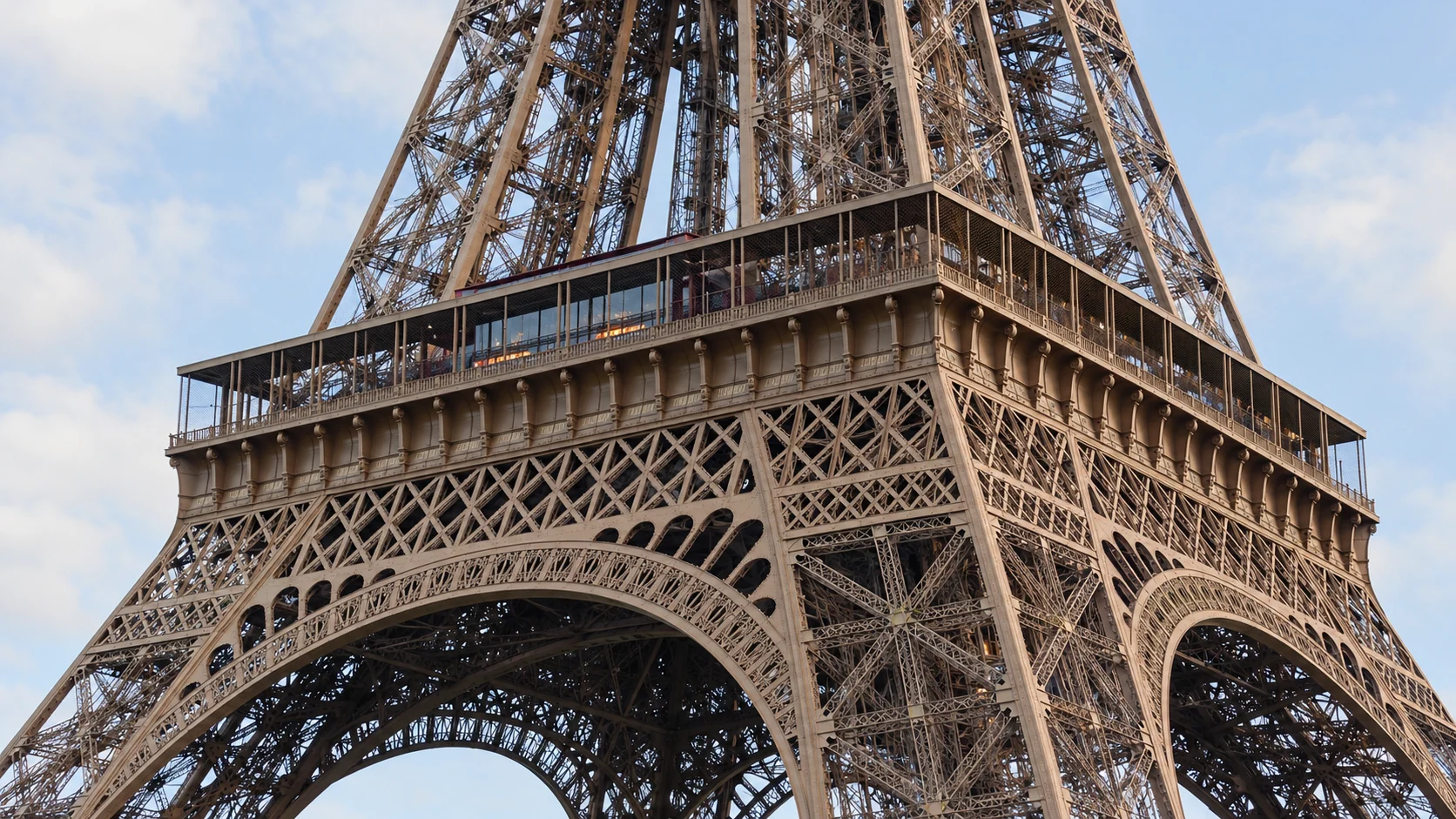 Eiffel Tower, Roland-Garros