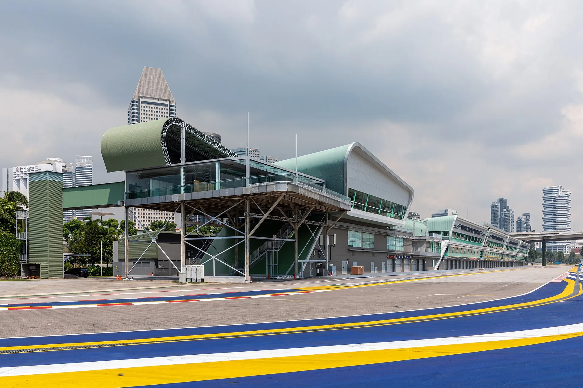 The F1 Pit Building near the current Turn 19 map annotation at Marina Bay Street Circuit in 2019.